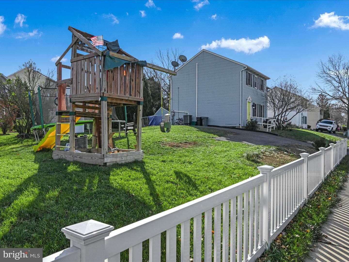 279 Manheim Street photo 2