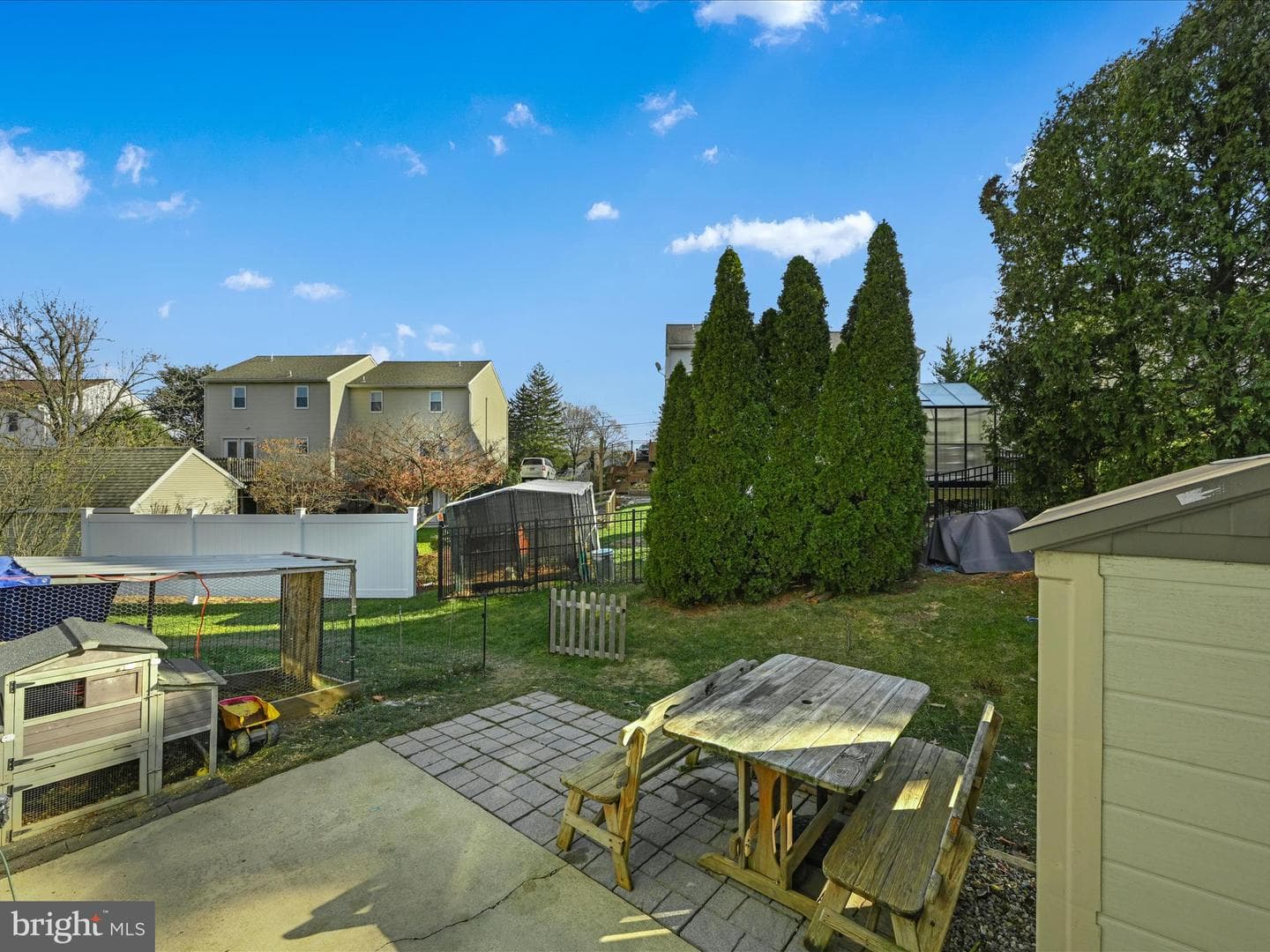 279 Manheim Street photo 25
