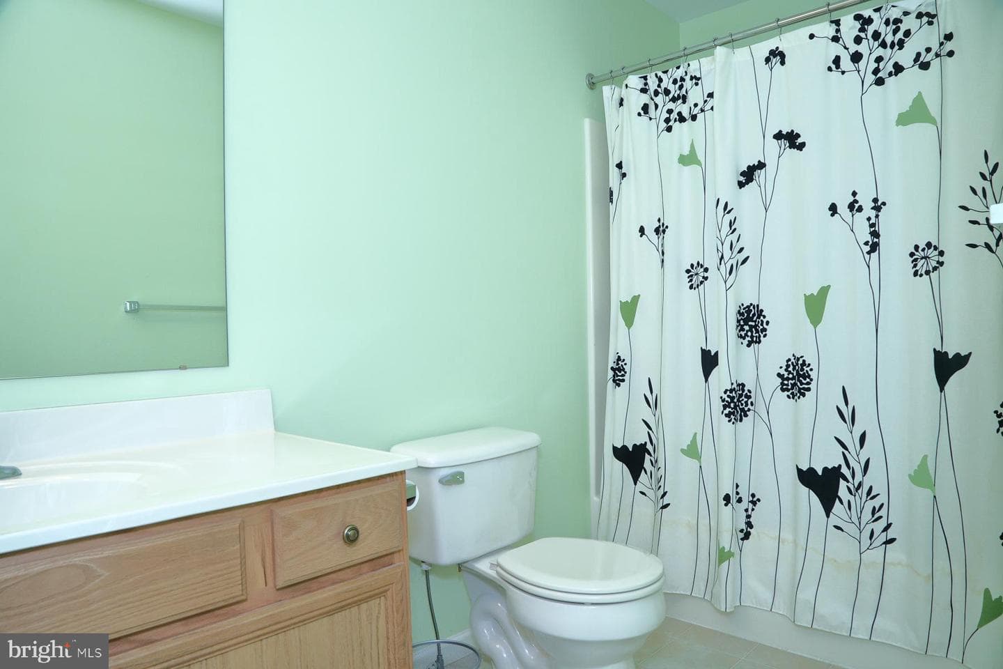3 York Court photo 18