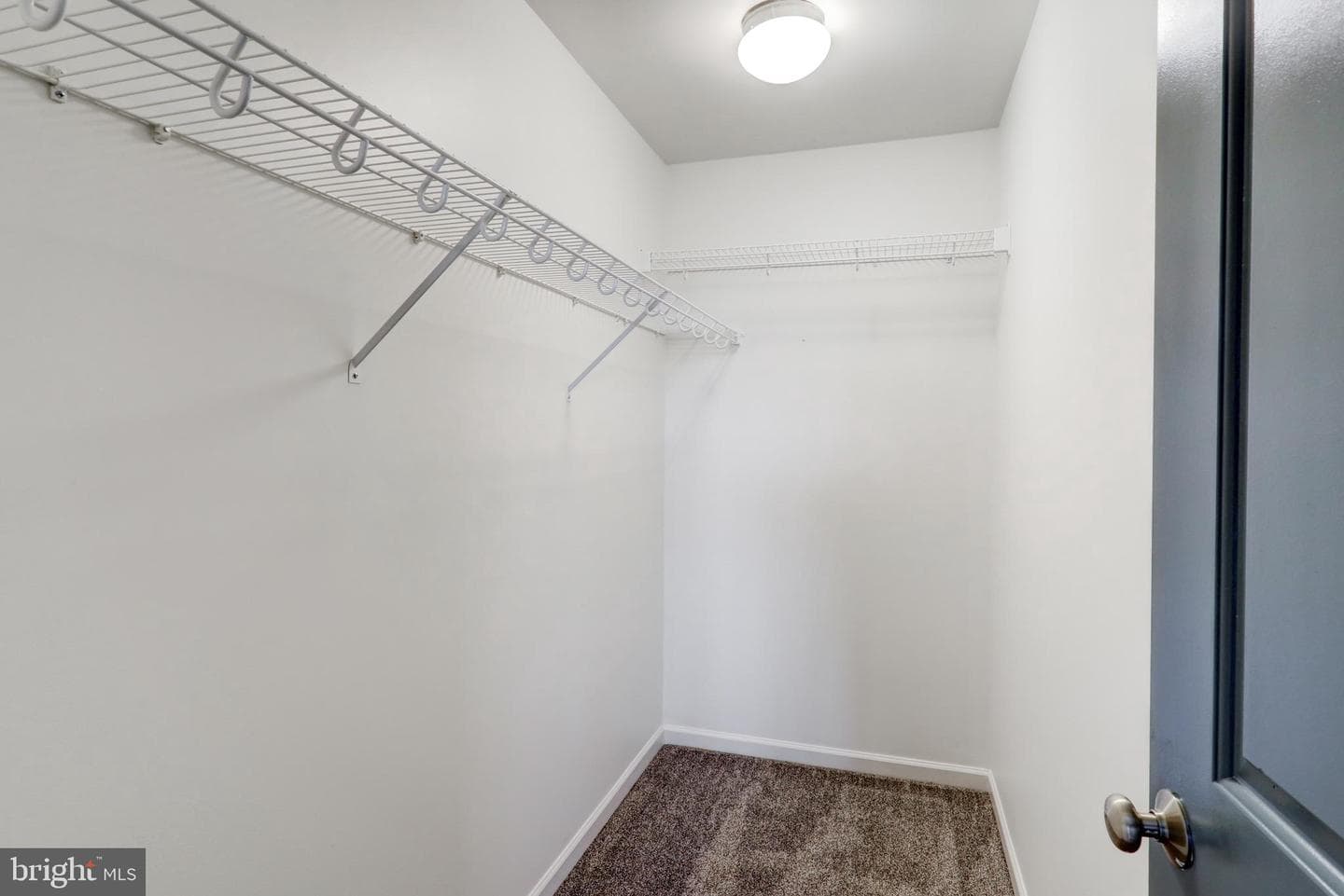 413 Pratt Circle photo 28