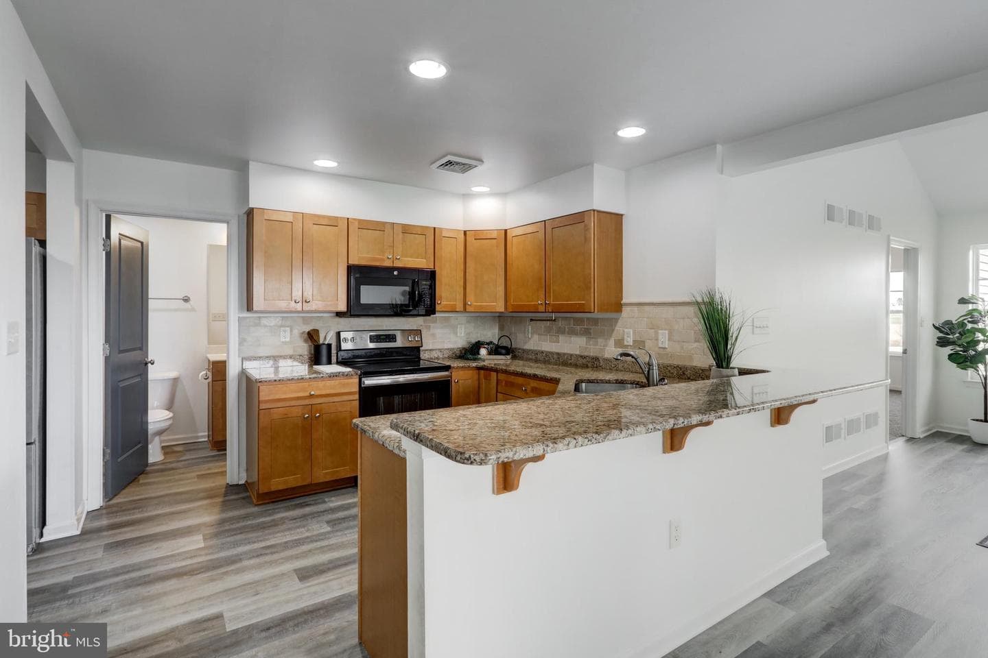 413 Pratt Circle photo 6