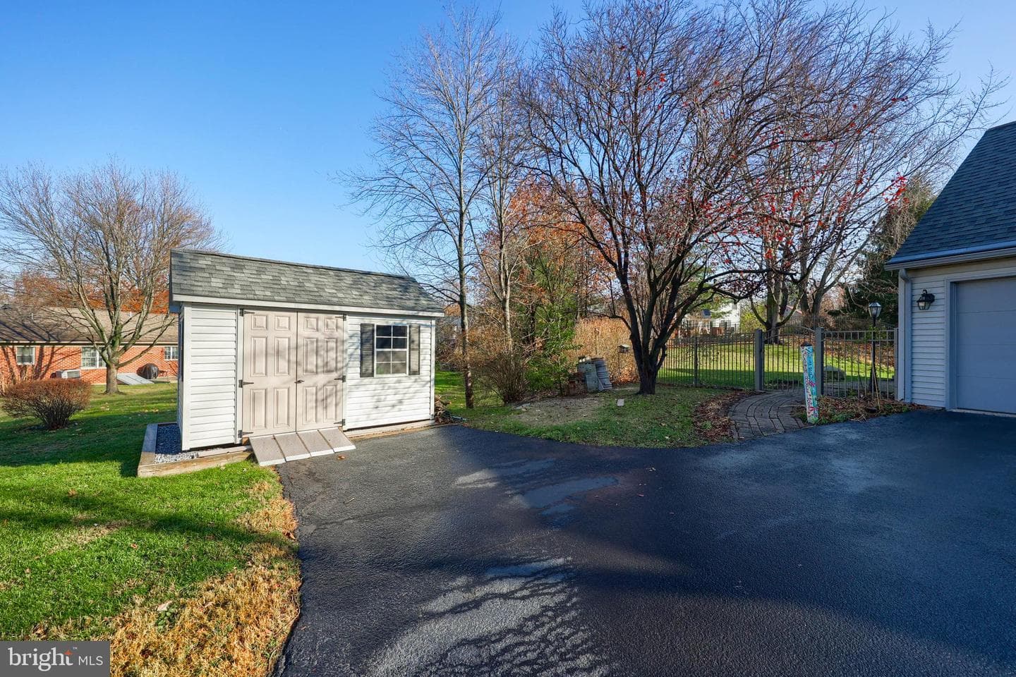 507 Campus Road photo 17