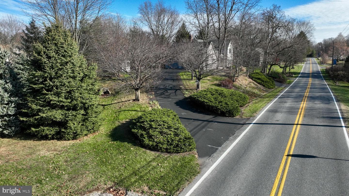 507 Campus Road photo 19