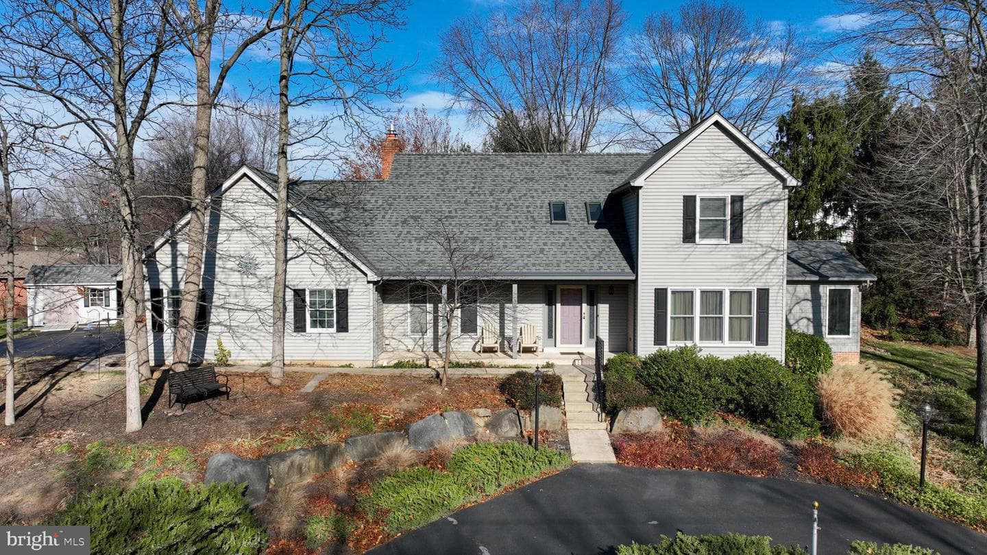 507 Campus Road photo 2