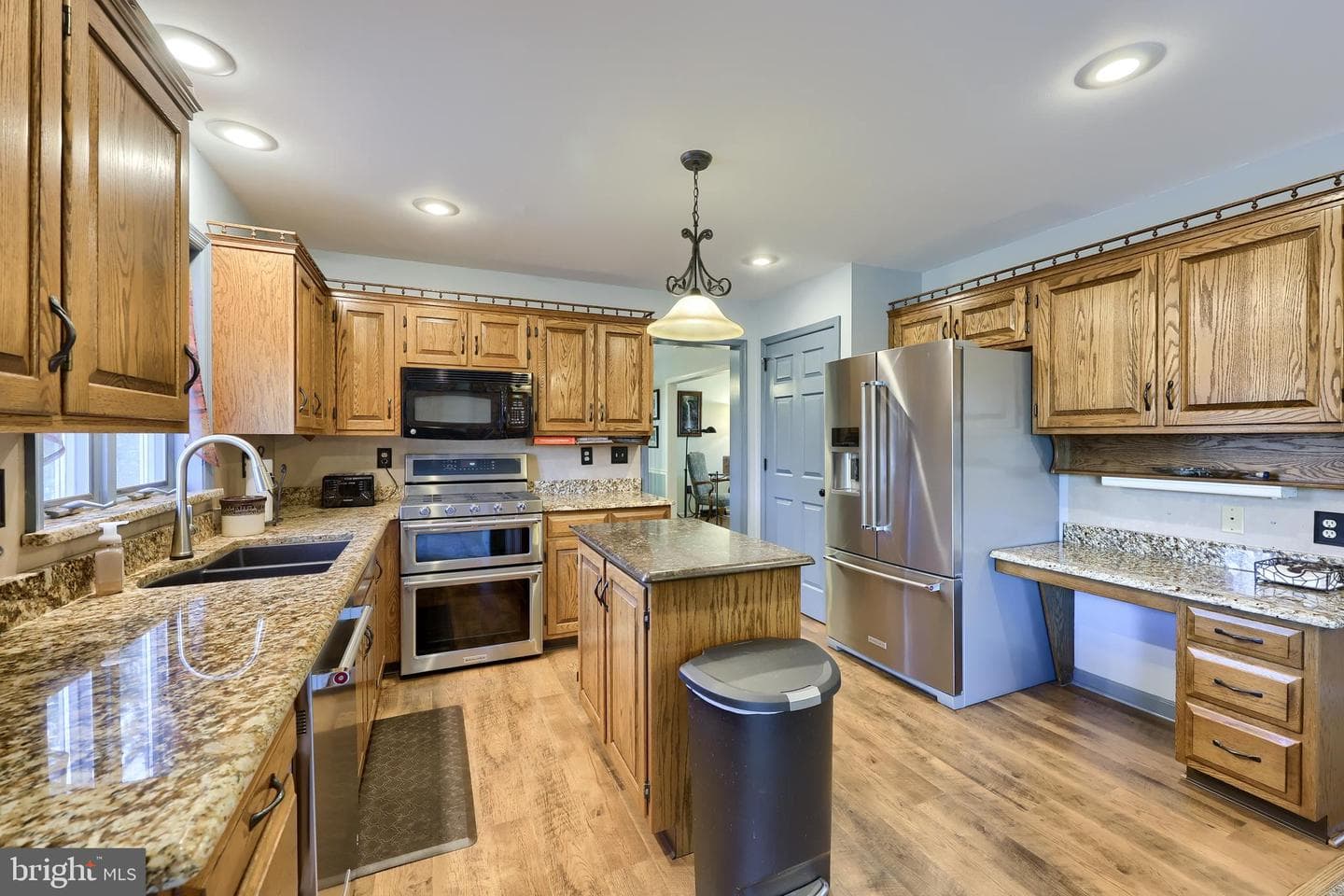 507 Campus Road photo 34