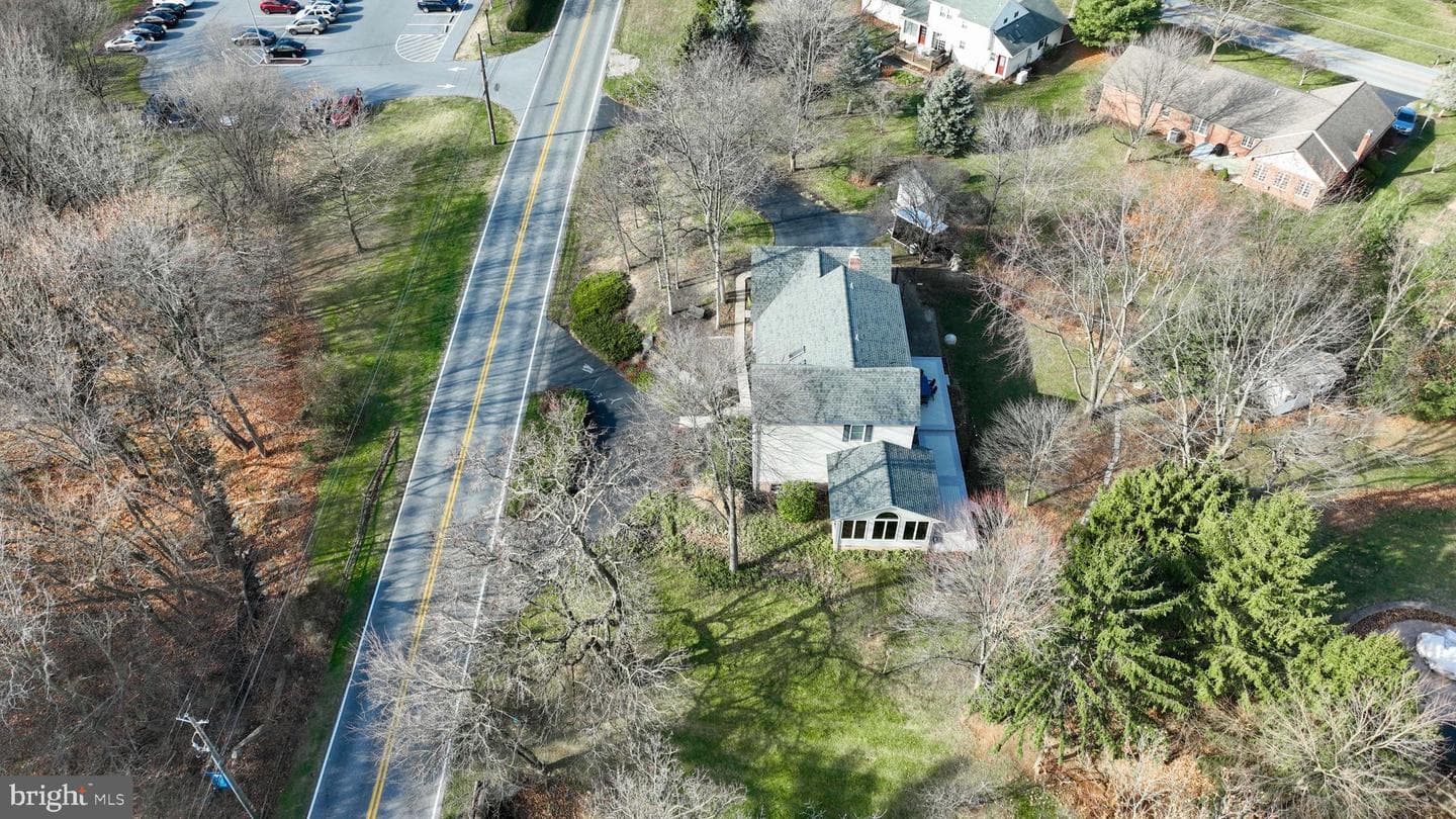 507 Campus Road photo 70