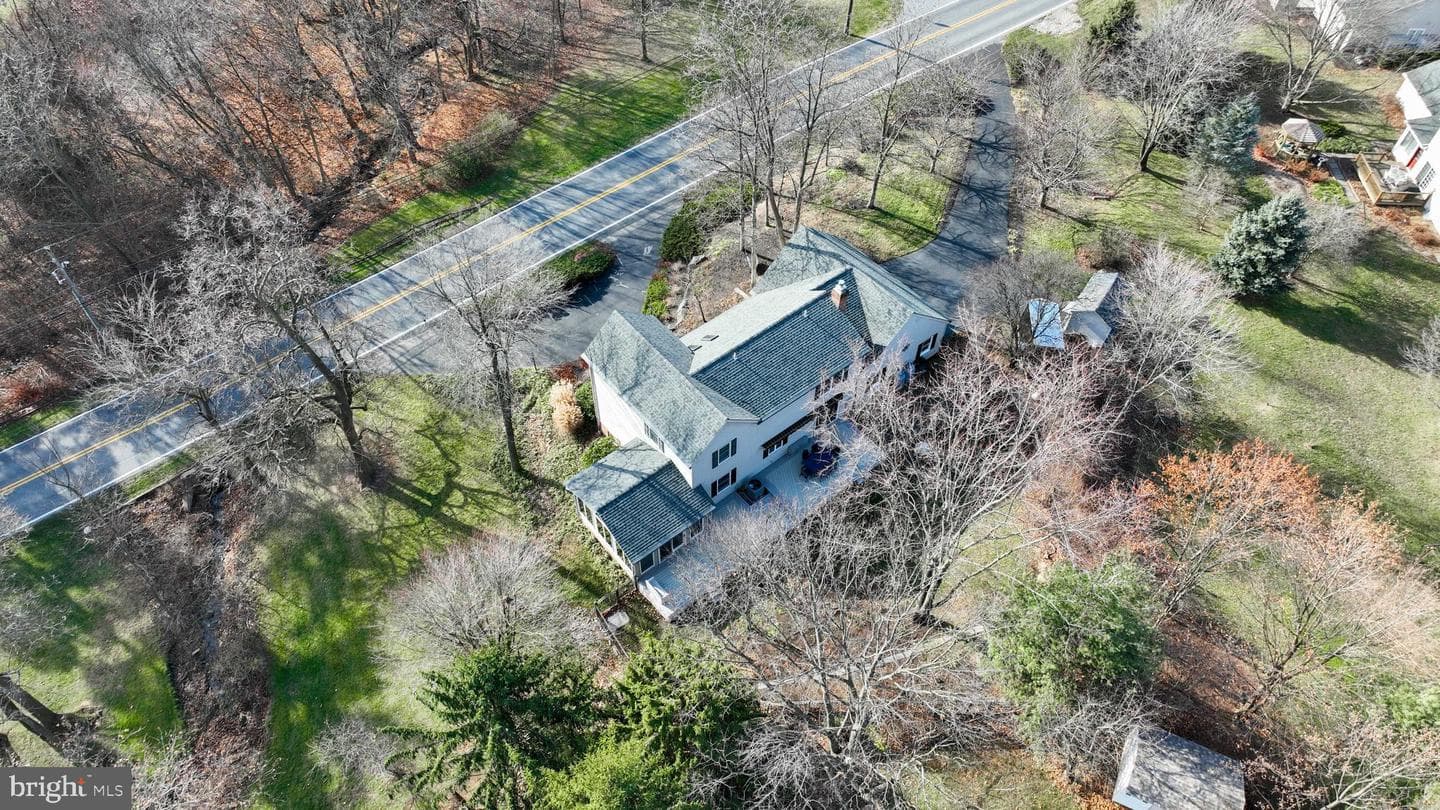 507 Campus Road photo 71