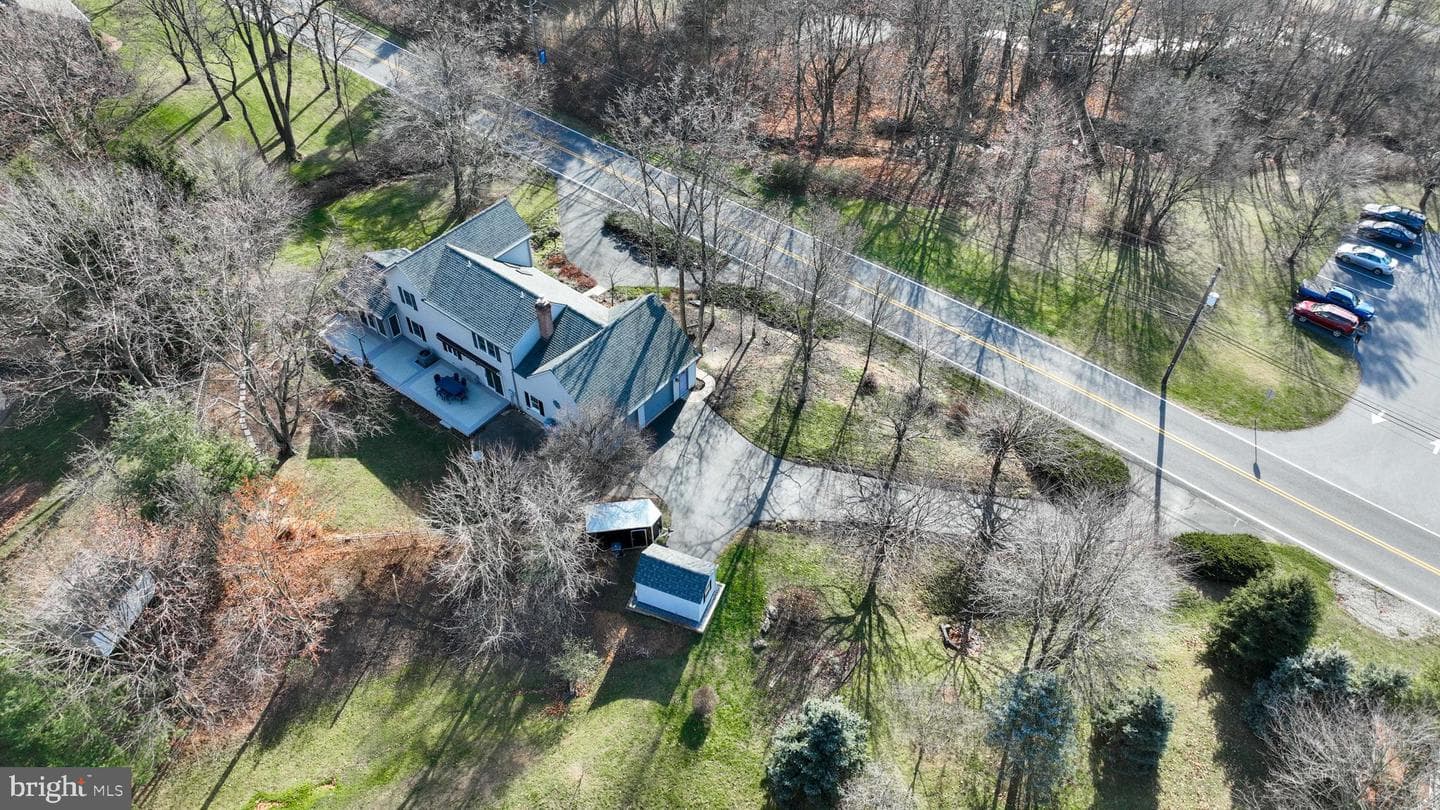 507 Campus Road photo 73