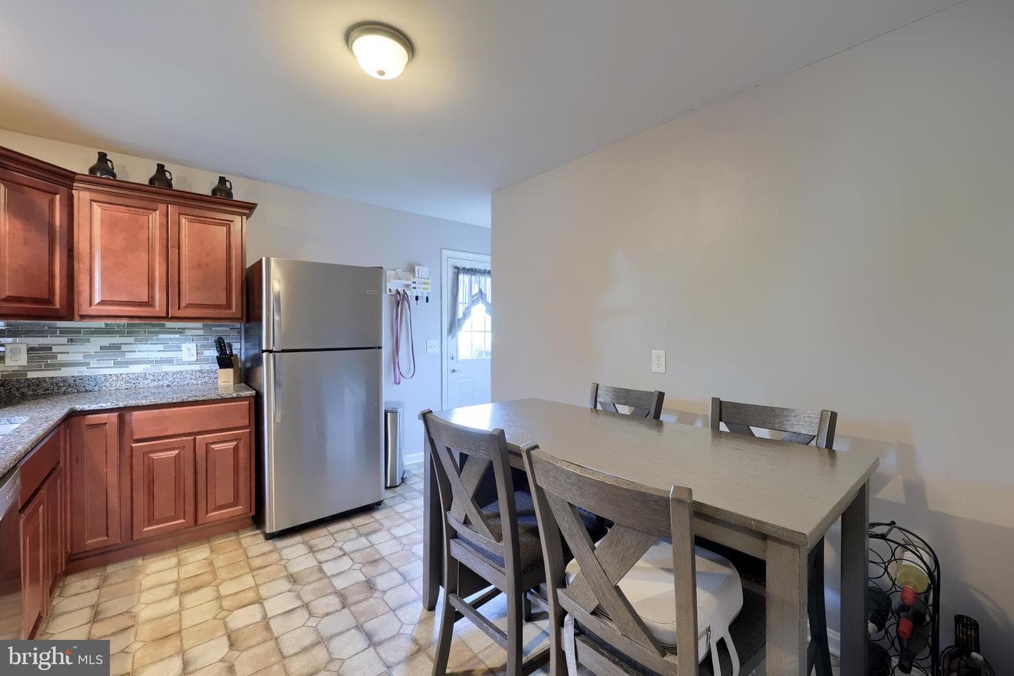 525 Highlawn Avenue photo 13