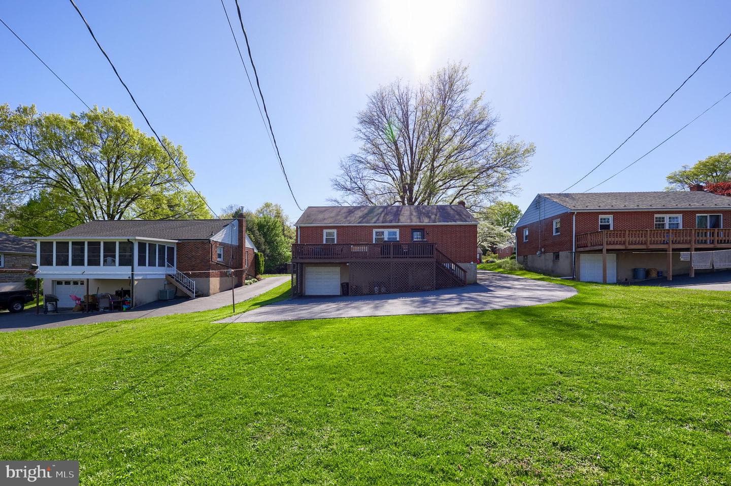 525 Highlawn Avenue photo 29
