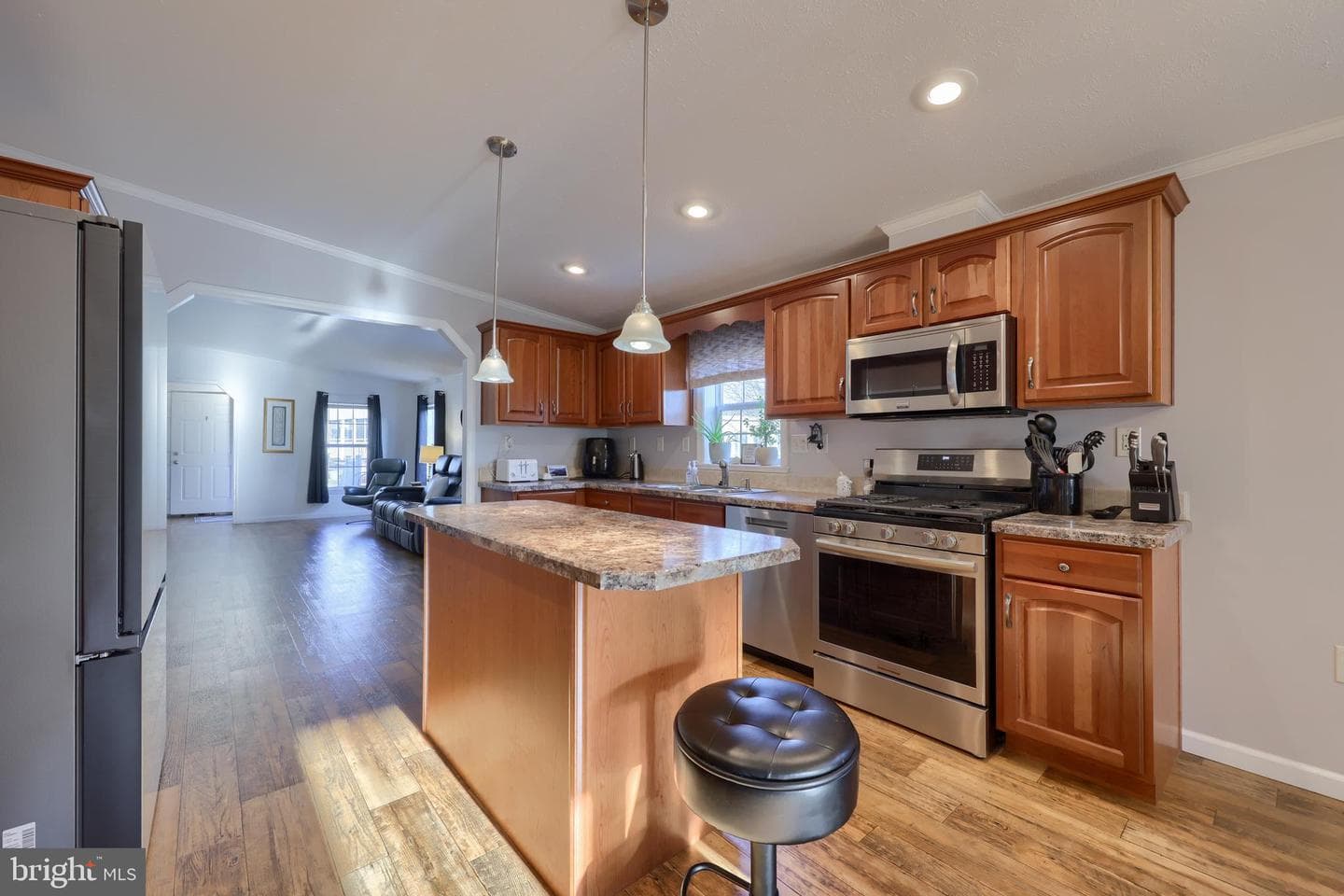 311 Summers Drive photo 14