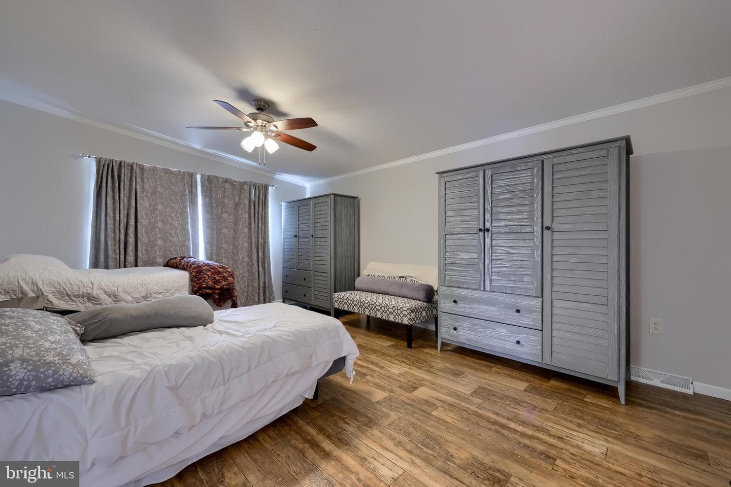 311 Summers Drive photo 18