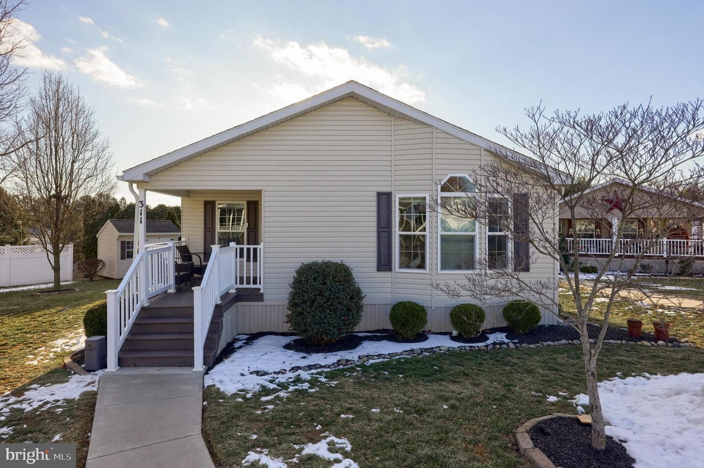311 Summers Drive photo 32