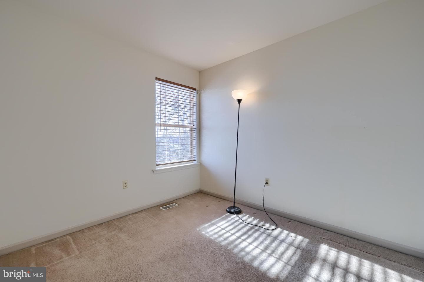 345 W Main Street photo 17