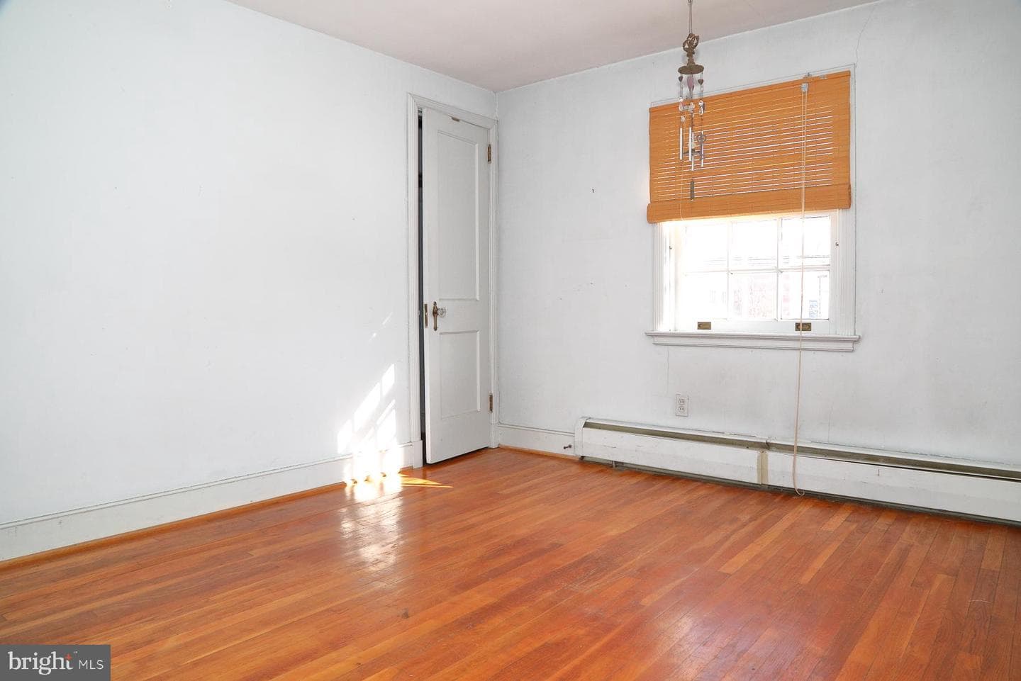 611 E College Avenue photo 29