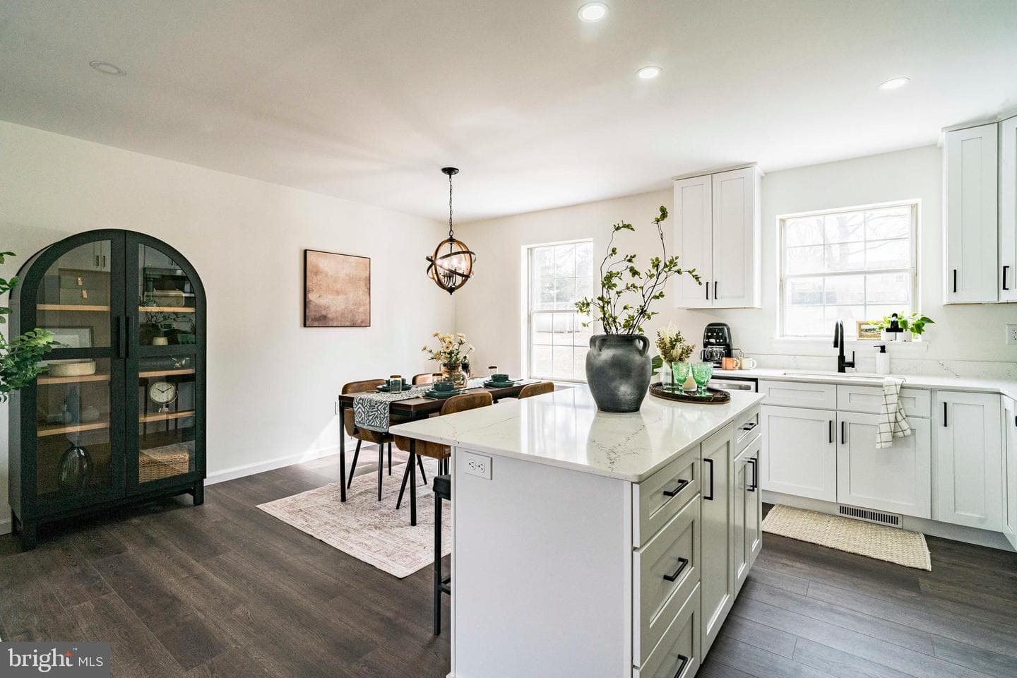 151 Nicholas Road photo 1