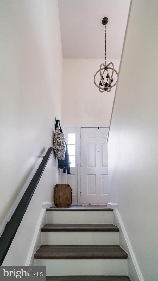 151 Nicholas Road photo 19