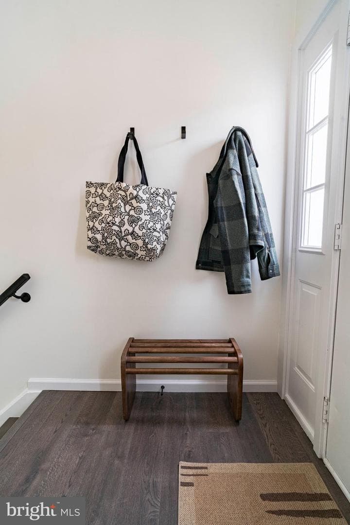 151 Nicholas Road photo 20