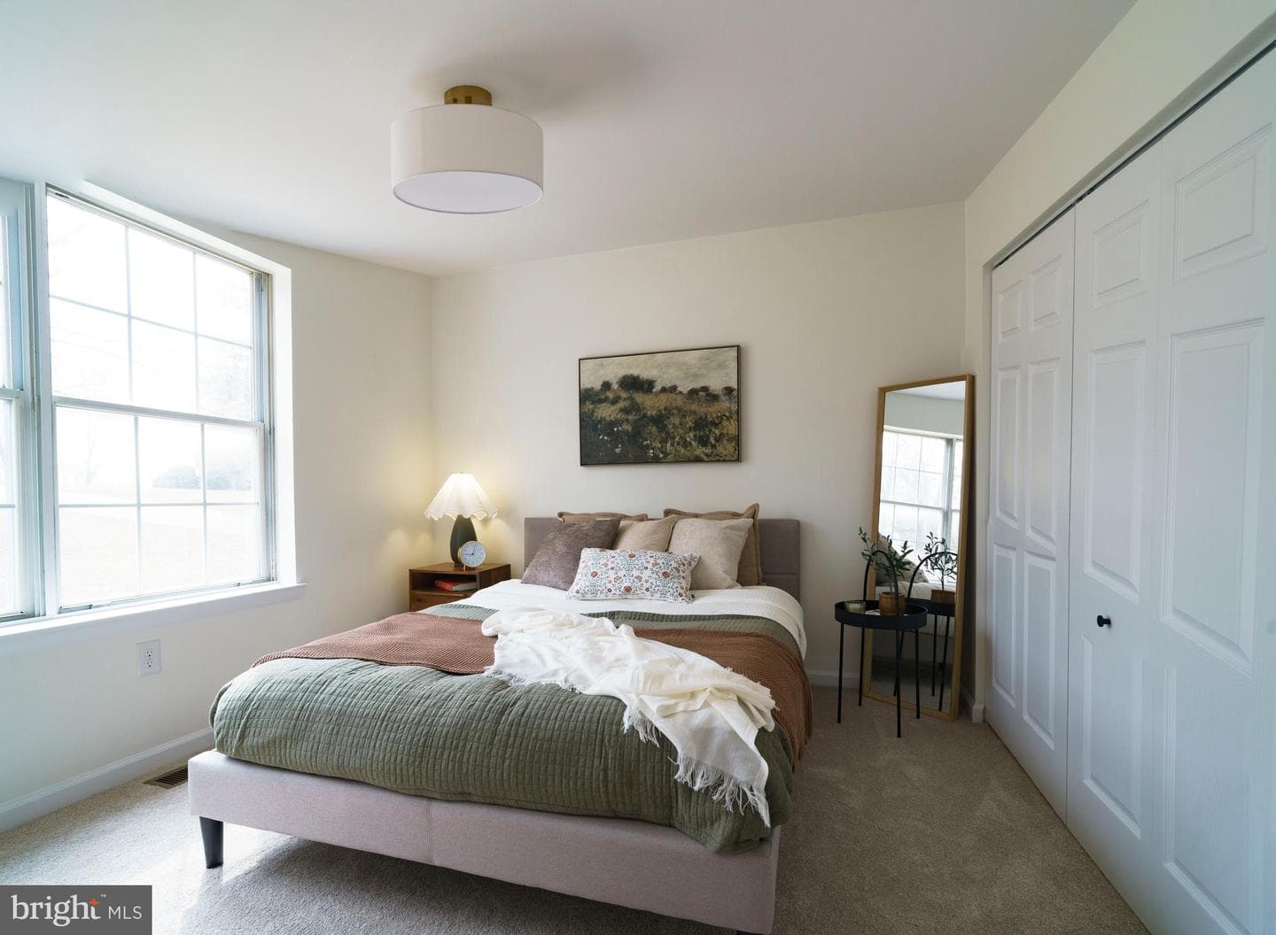 151 Nicholas Road photo 22