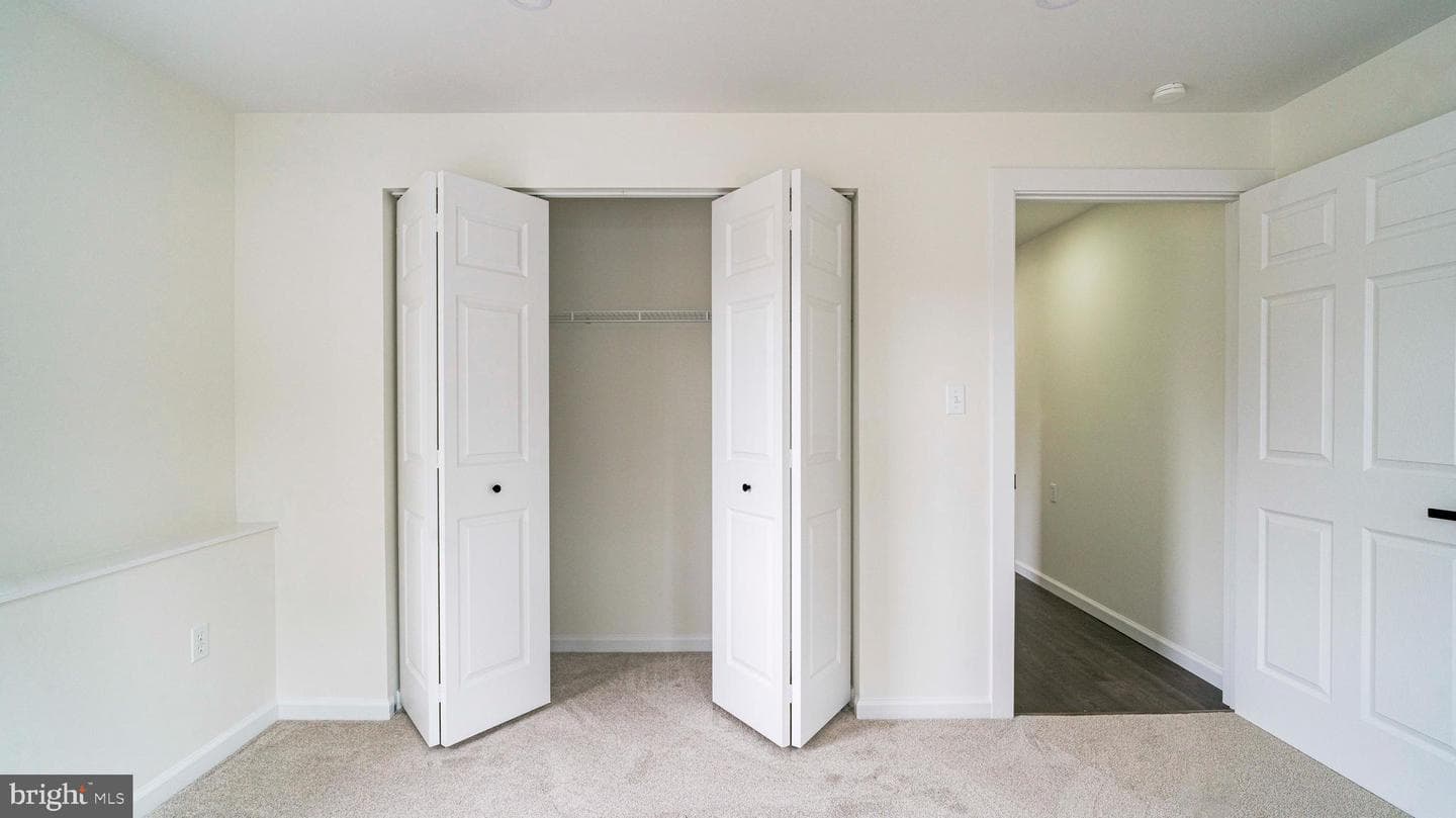 151 Nicholas Road photo 36