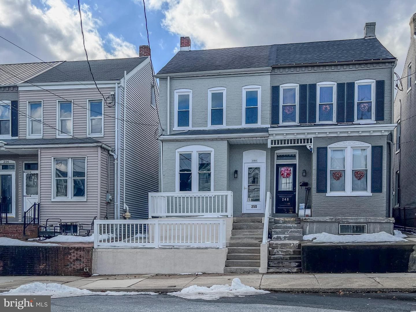 250 S 8th Street