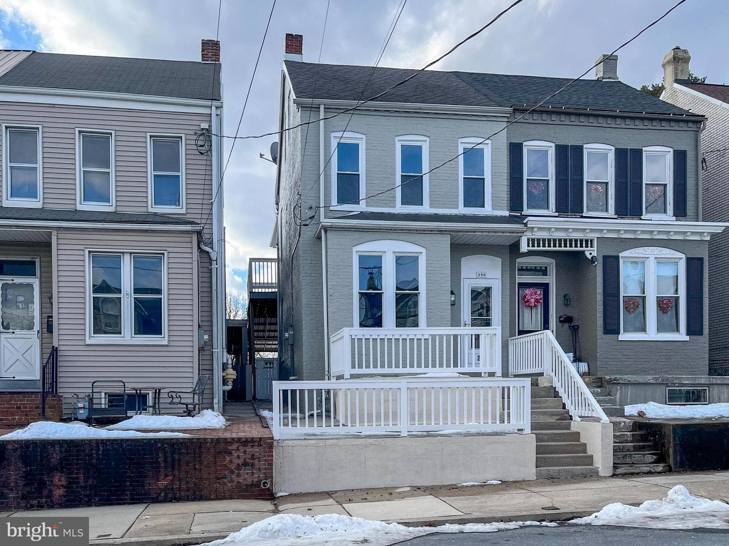 250 S 8th Street photo 2