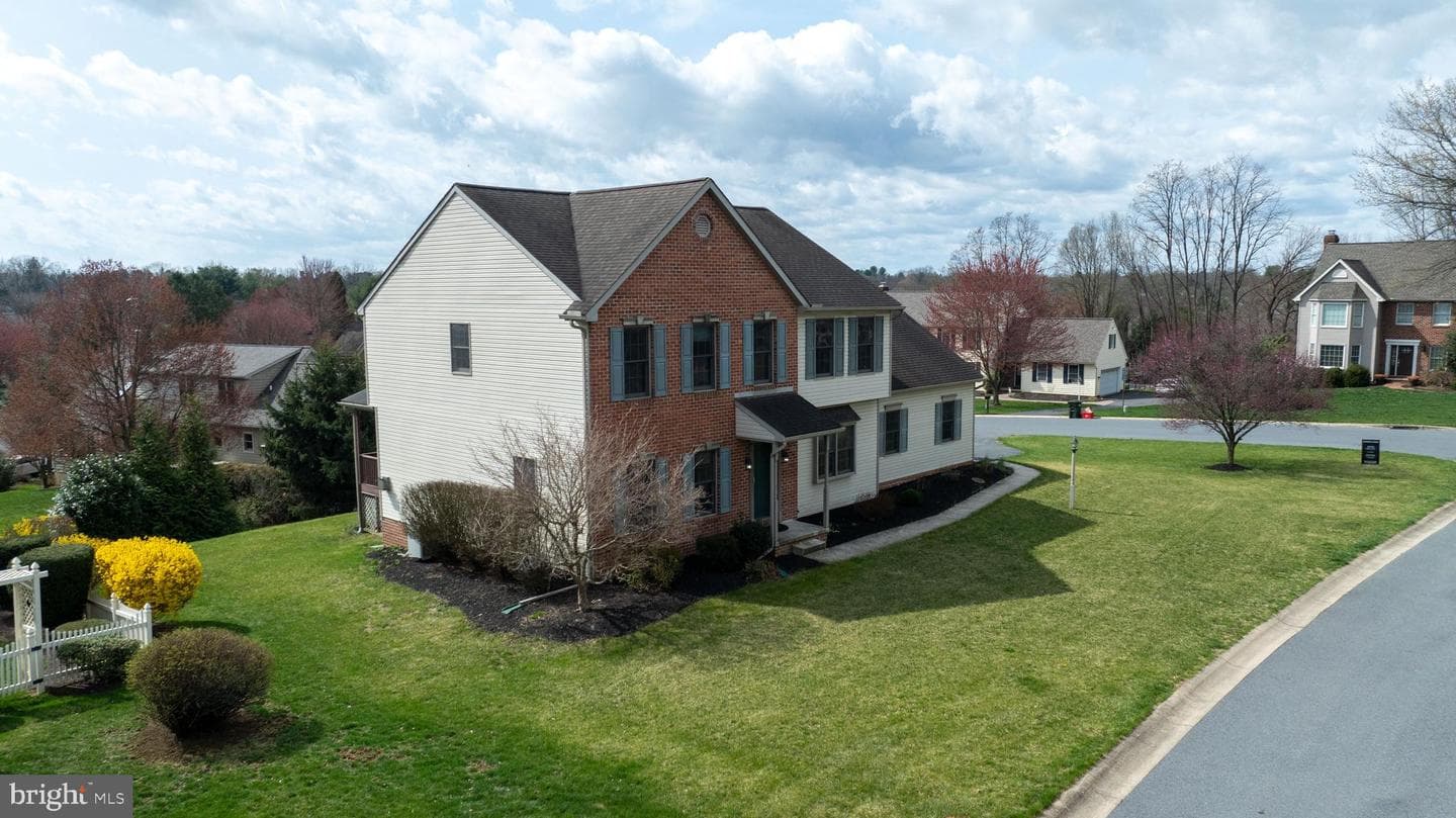 2041 Wynfield Drive photo 43