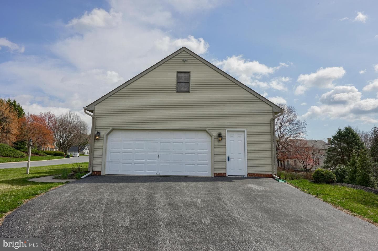 2041 Wynfield Drive photo 45
