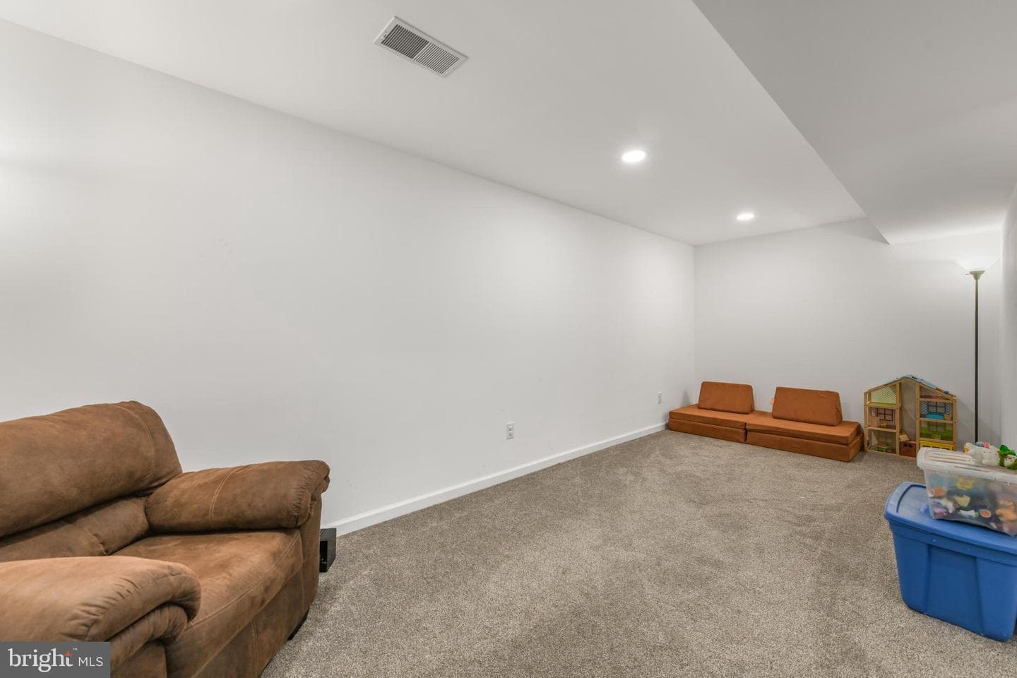 303 Keinath Street photo 28