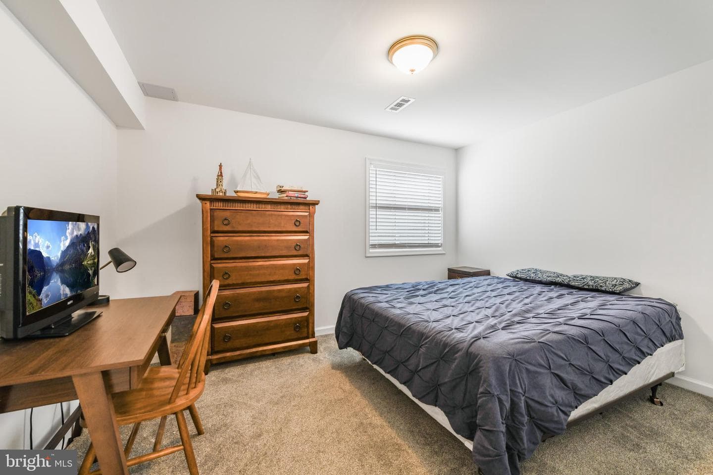 303 Keinath Street photo 29