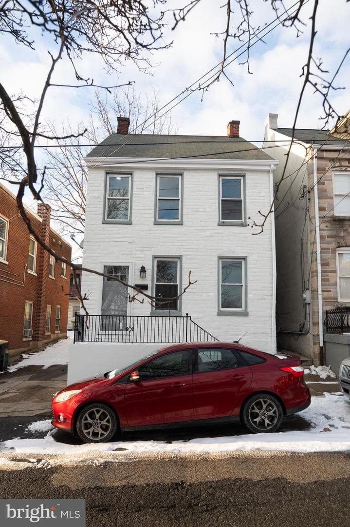 453 Saint Joseph Street photo 2