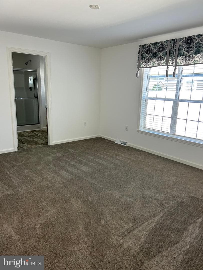 410 Eastwood Lane photo 11