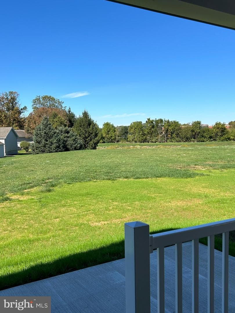 410 Eastwood Lane photo 22