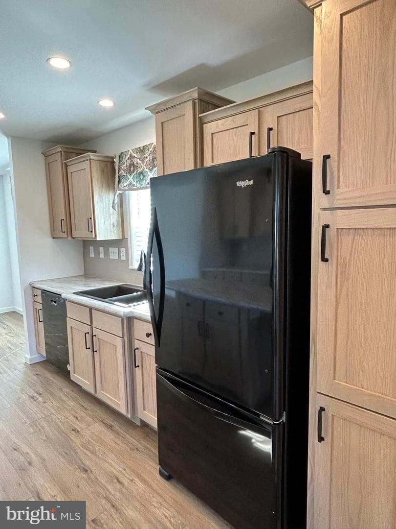 410 Eastwood Lane photo 9