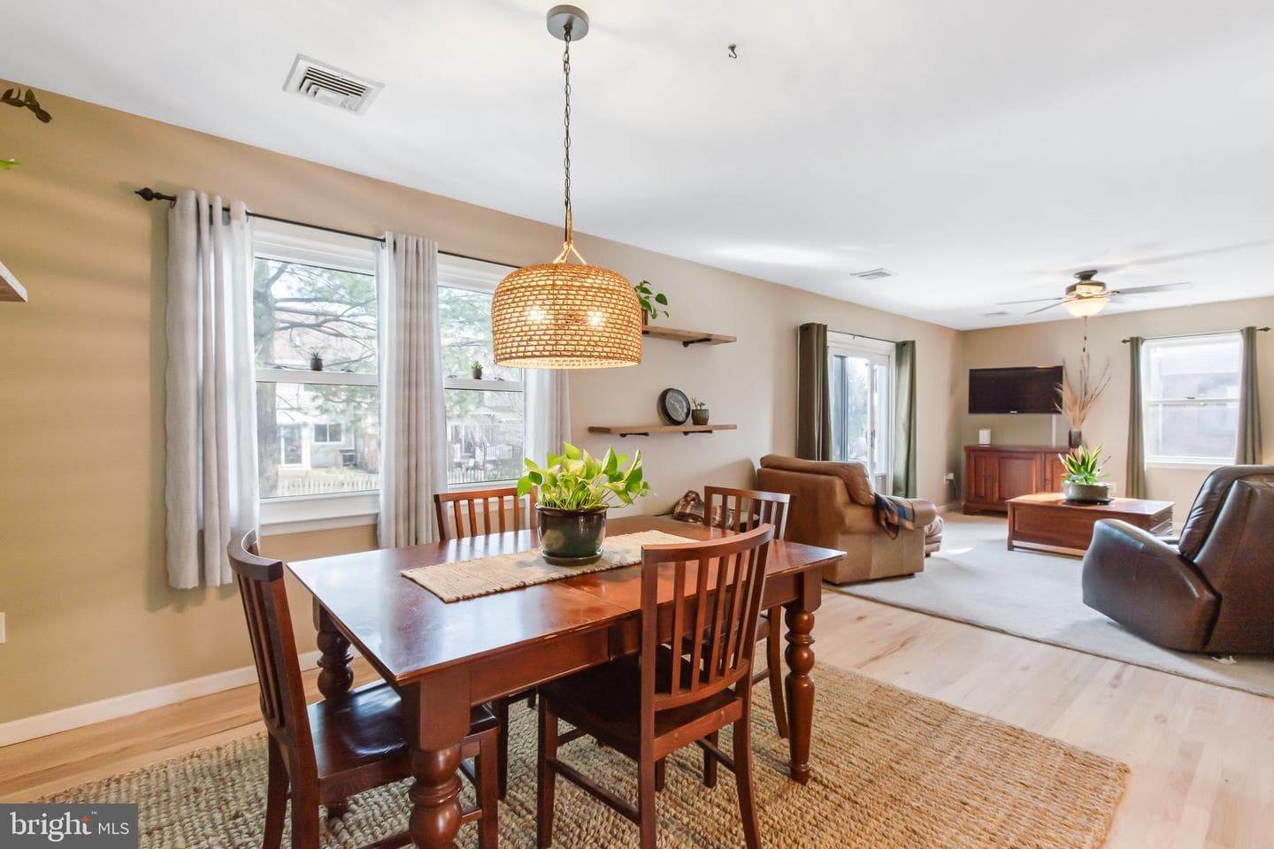 247 Huntington Drive photo 33