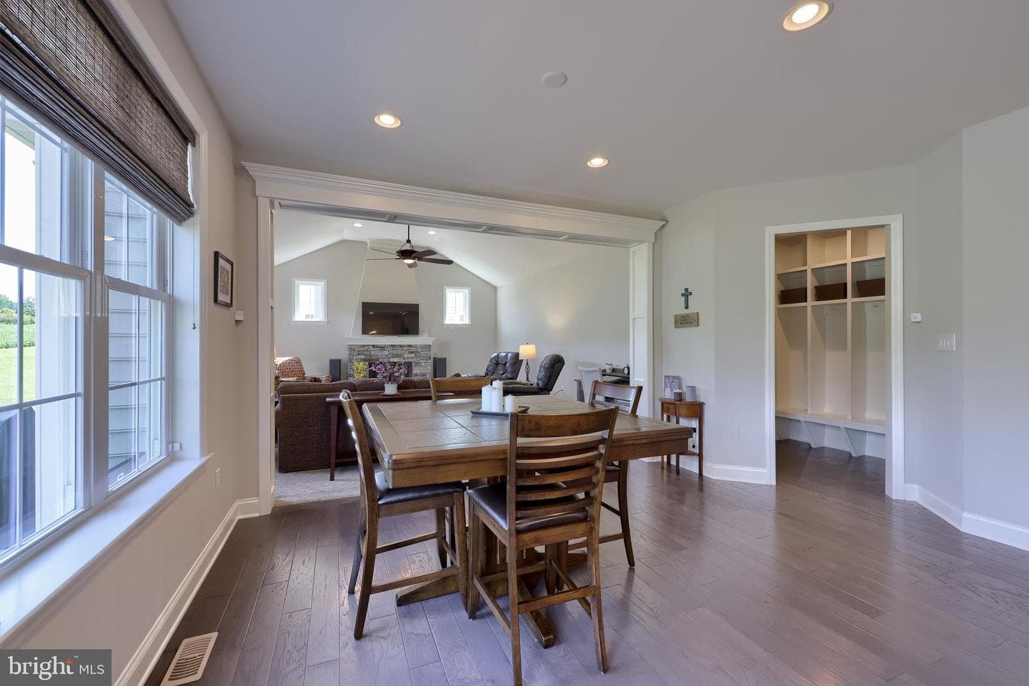 429 E Delp Road photo 23