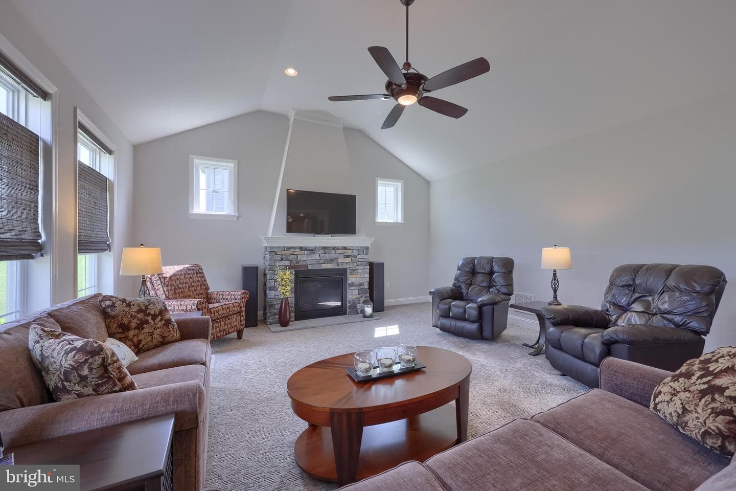 429 E Delp Road photo 26