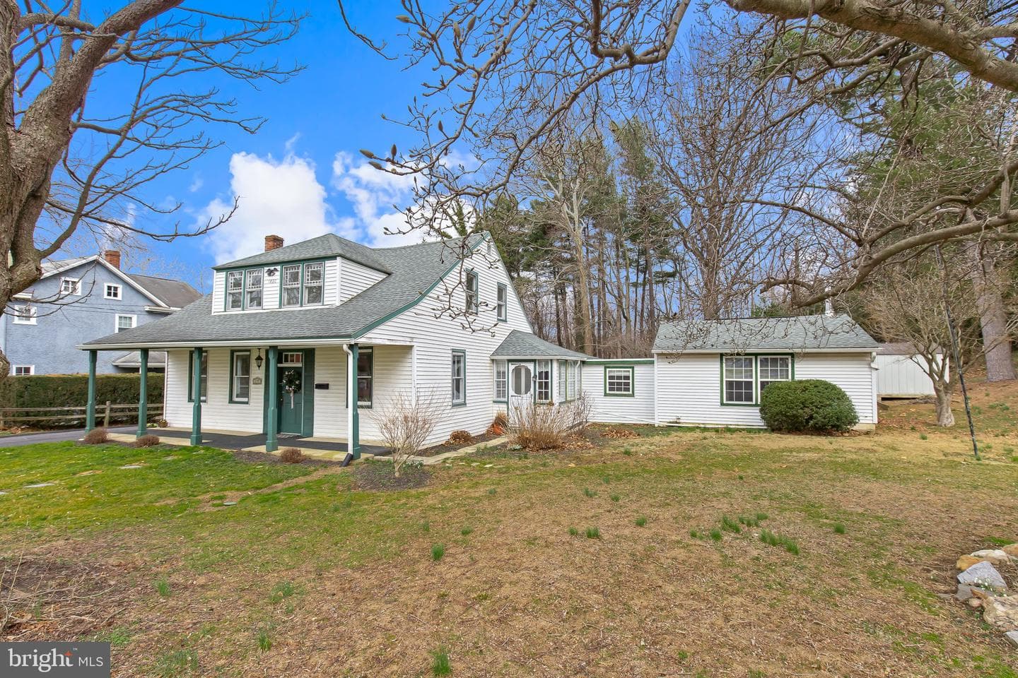 899 Winter Hill Road photo 1