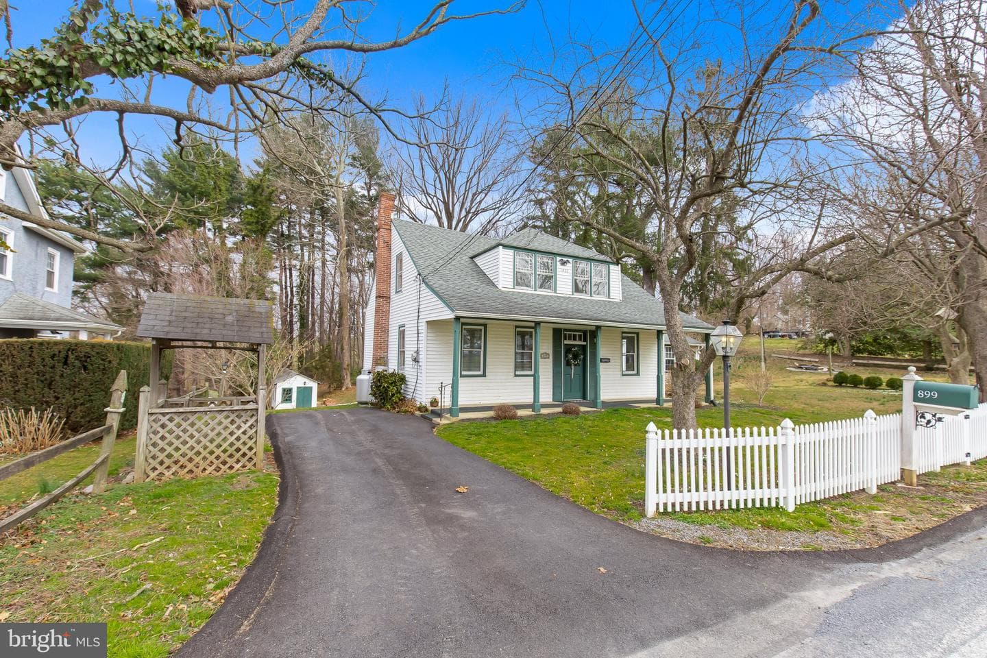 899 Winter Hill Road photo 3