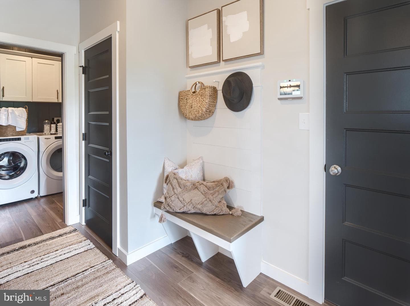 2221 Brentford Street photo 11