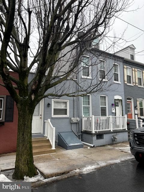 30 - 32 E New Street