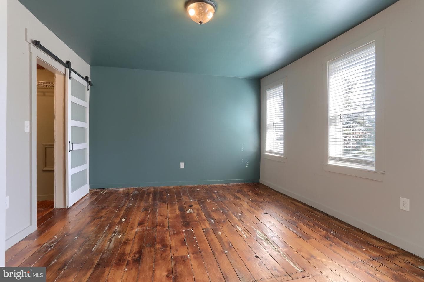 221 W Vine Street photo 18
