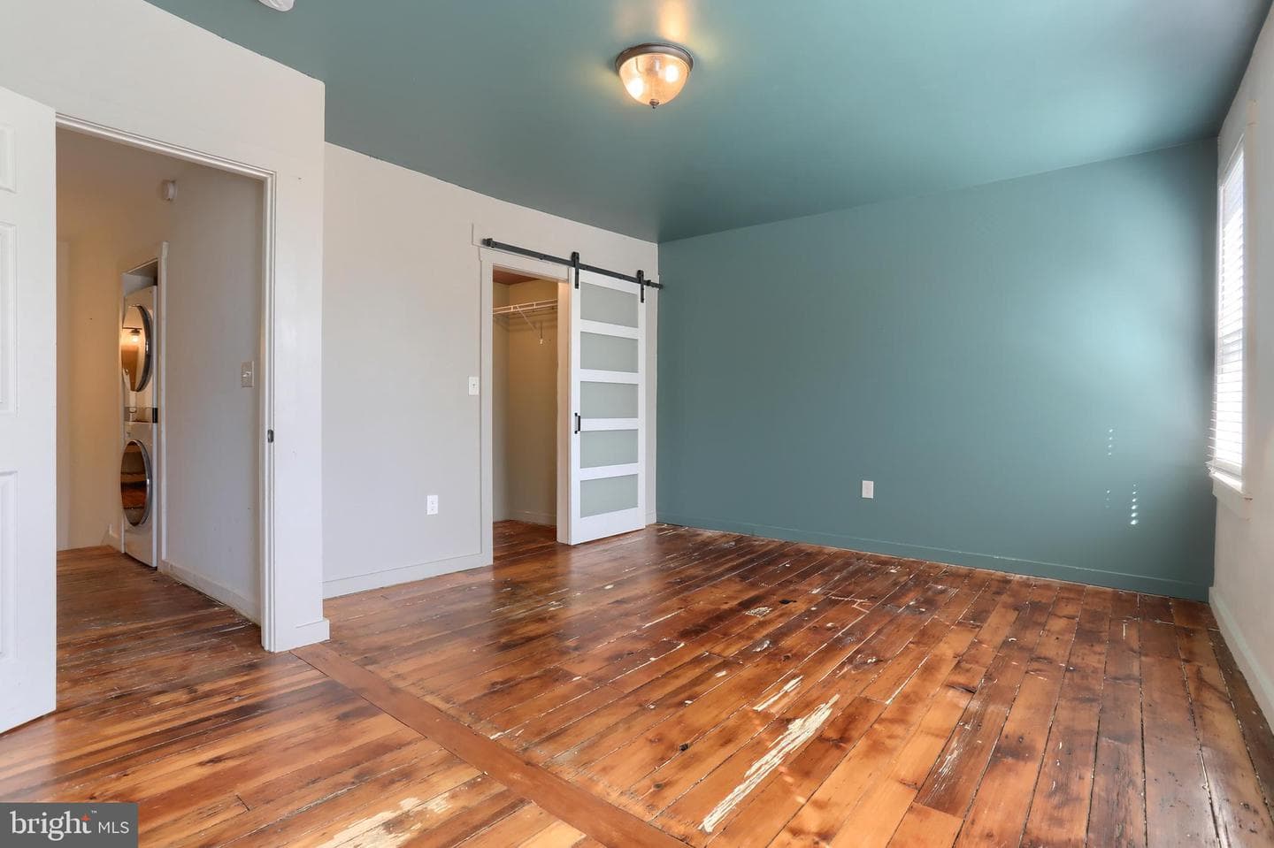 221 W Vine Street photo 20