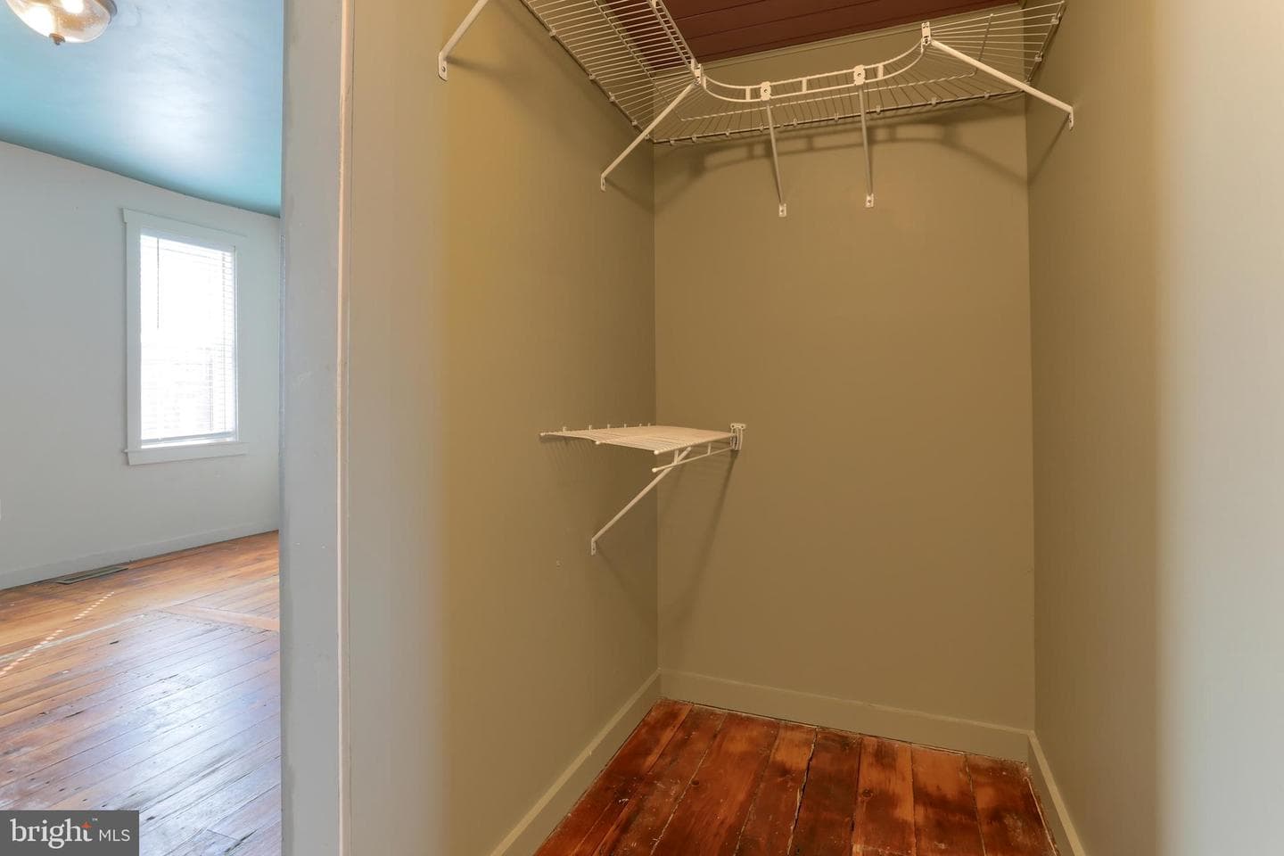 221 W Vine Street photo 21