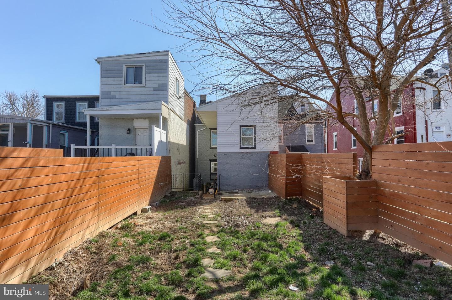 221 W Vine Street photo 34