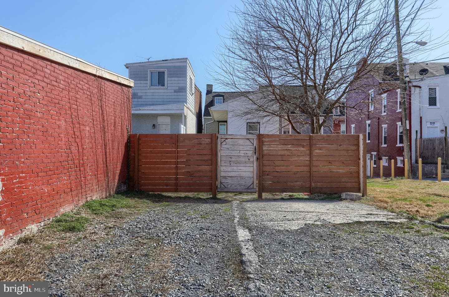 221 W Vine Street photo 39