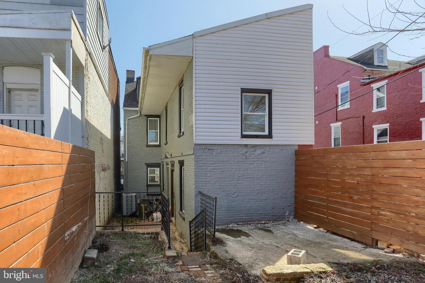 221 W Vine Street photo 41
