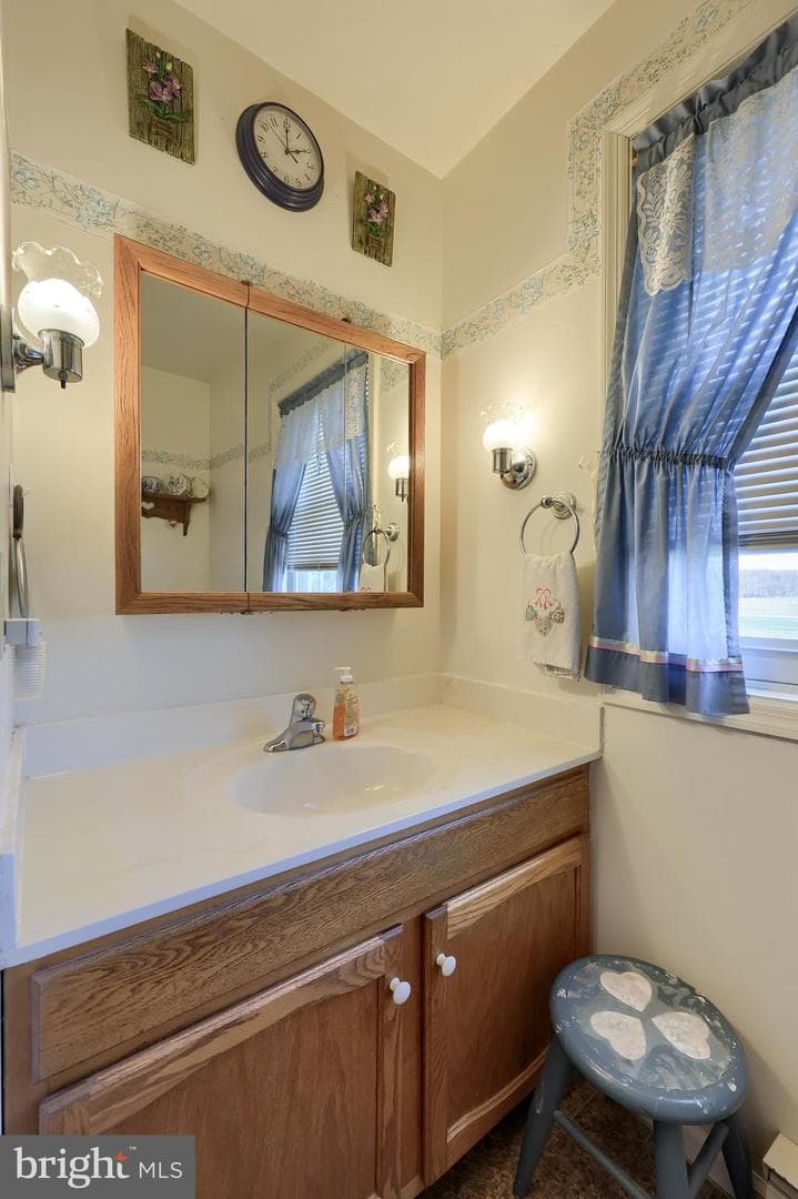 310 Long Lane photo 22