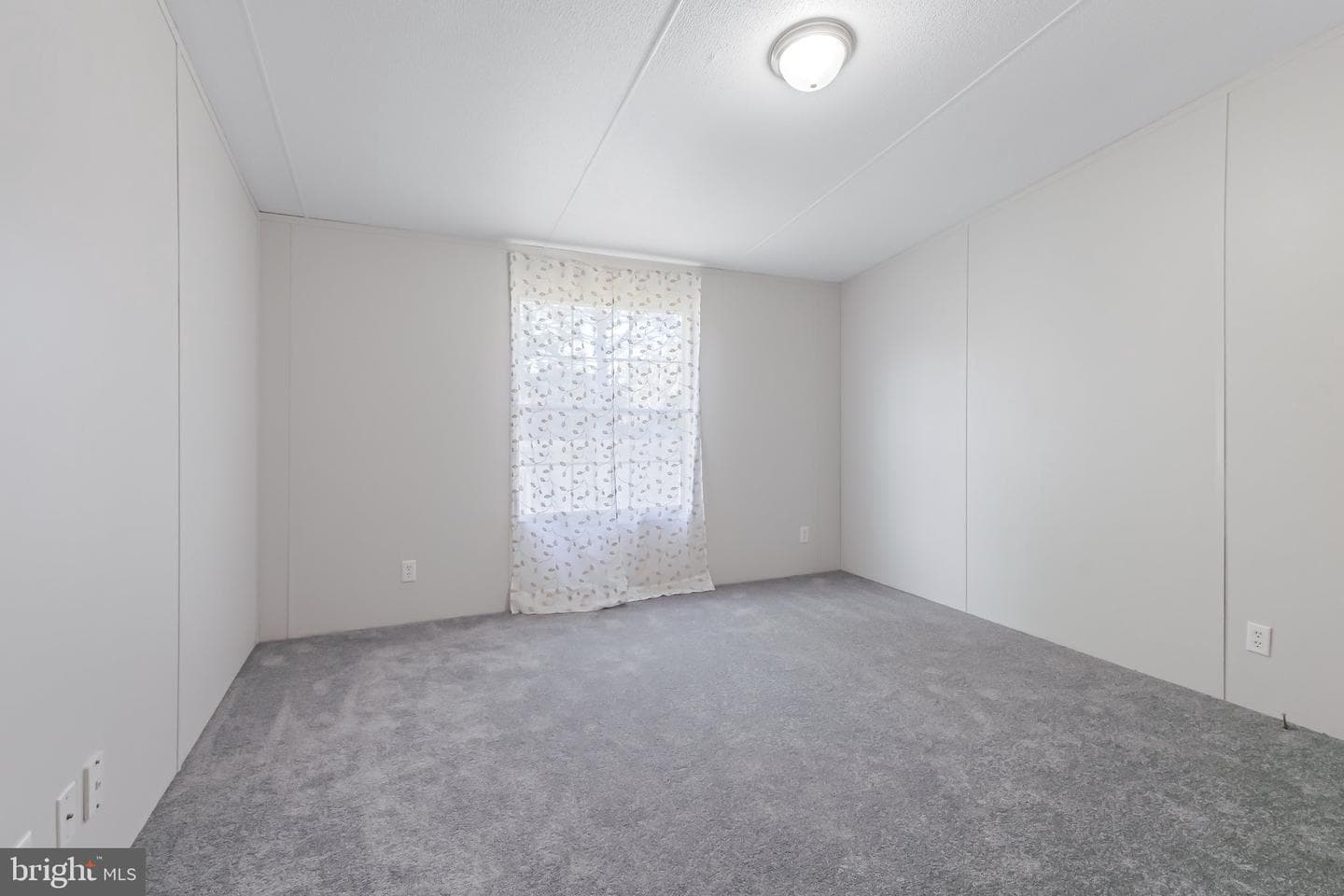 8 Ashton Dr photo 27