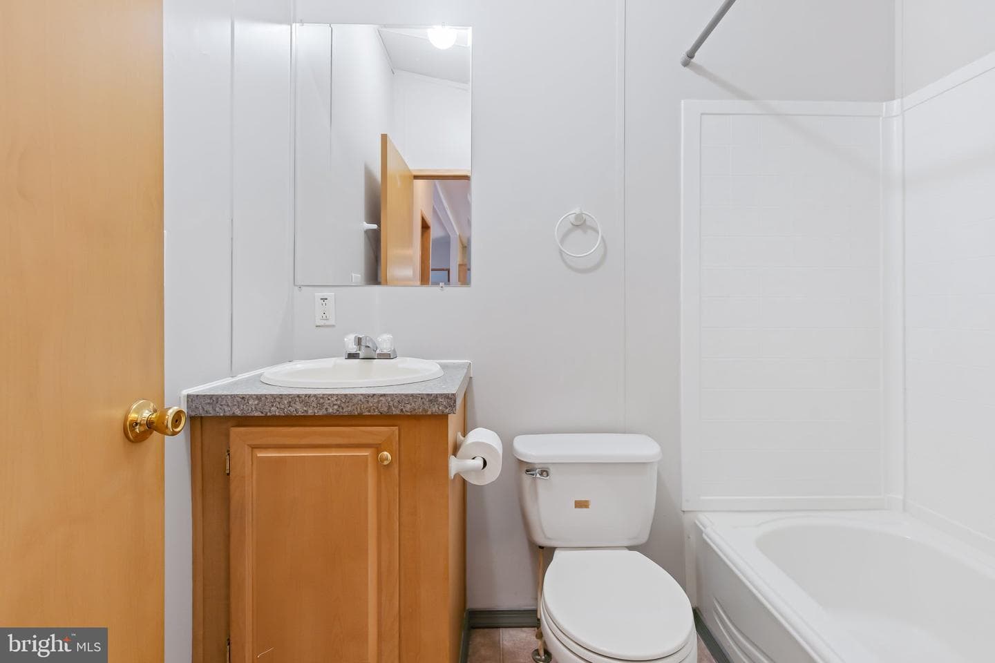 8 Ashton Dr photo 28